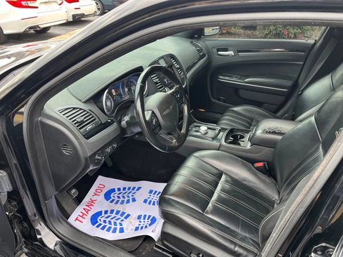 Used 2021 Chrysler 300 S RWD image 7