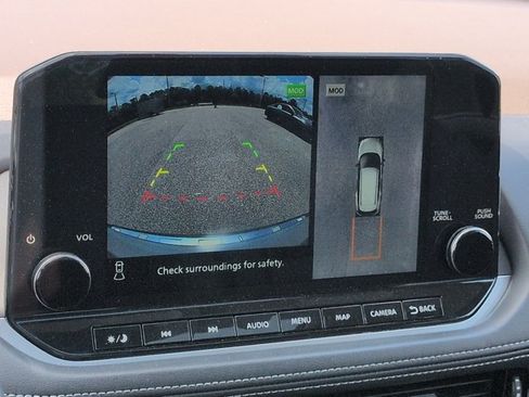 Used 2022 Nissan Rogue Platinum w/ Head-Up Display Package AWD/4WD image 24