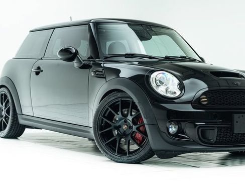 Used 2013 MINI Cooper S FWD image 3