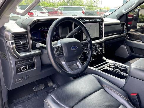 Used 2024 Ford F250 Lariat w/ Chrome Package image 20