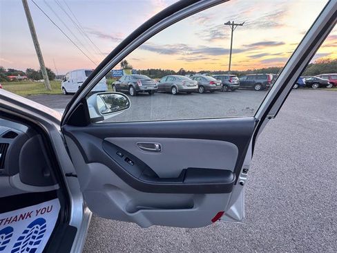 Used 2009 Hyundai Elantra GLS image 37