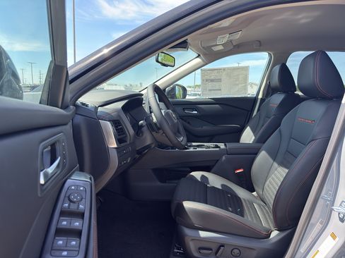 New 2026 Nissan Rogue SV w/ Rock Creek Premium Package AWD/4WD image 11