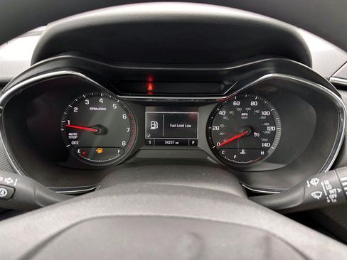 Used 2023 Chevrolet TrailBlazer LT FWD image 16