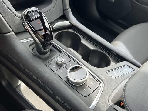 Certified 2024 Cadillac XT5 Premium Luxury AWD/4WD image 24