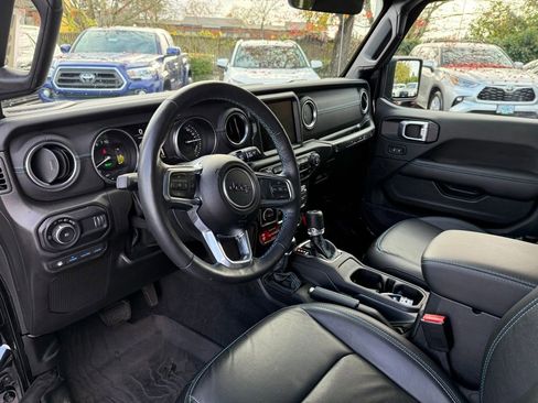 Used 2023 Jeep Wrangler Unlimited Rubicon 4xe w/ Steel Bumper Group image 12