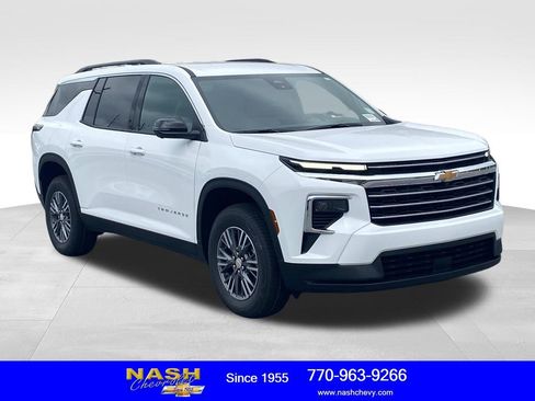 New 2026 Chevrolet Traverse LT w/ Driver Confidence Package image 1