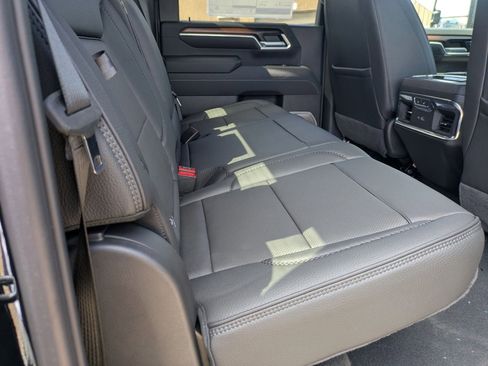 New 2025 GMC Sierra 2500 Denali w/ Denali Reserve Package image 26