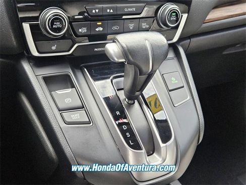 Certified 2017 Honda CR-V Touring image 17
