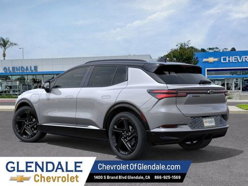 New 2026 Chevrolet Equinox EV RS FWD image 3