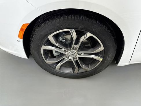 New 2026 Chrysler Pacifica Pinnacle image 31