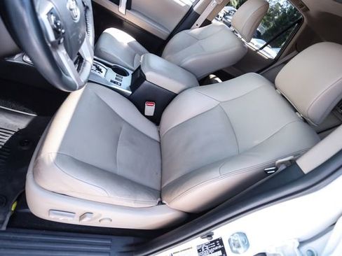 Used 2017 Toyota 4Runner Limited AWD/4WD image 38