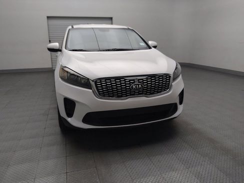 Used 2020 Kia Sorento LX image 14