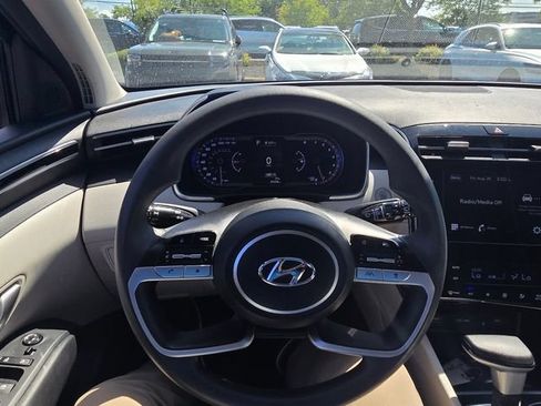Used 2024 Hyundai Tucson SEL FWD image 15