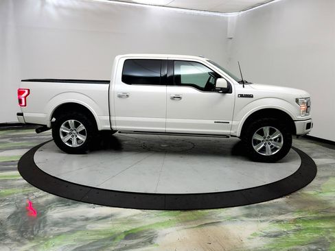 Used 2018 Ford F150 Platinum w/ Equipment Group 701A Luxury AWD/4WD image 4
