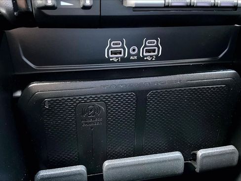 Used 2025 RAM 1500 Laramie w/ Sport Appearance Package AWD/4WD image 33