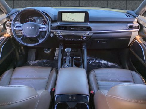 Certified 2022 Kia Telluride SX w/ SX Prestige Package image 15