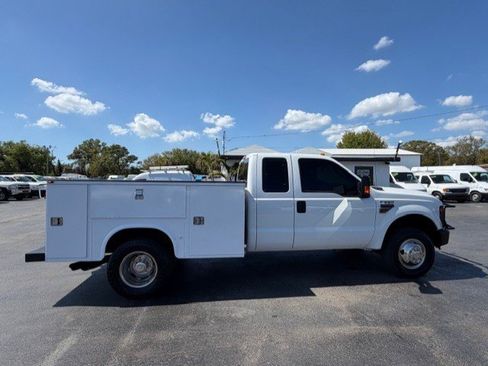 Used 2010 Ford F350 XL image 5