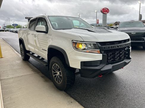 Used 2022 Chevrolet Colorado ZR2 AWD/4WD image 3