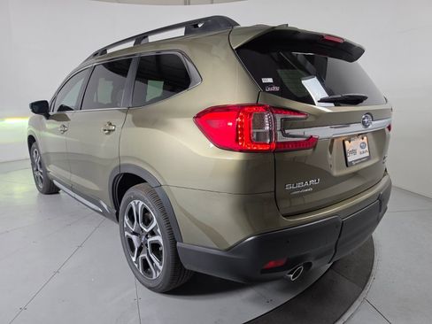 New 2026 Subaru Ascent Limited image 3