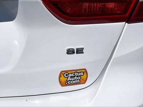 Used 2017 Ford Focus SE image 29