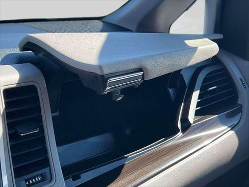 Certified 2020 Toyota Sienna XLE image 32