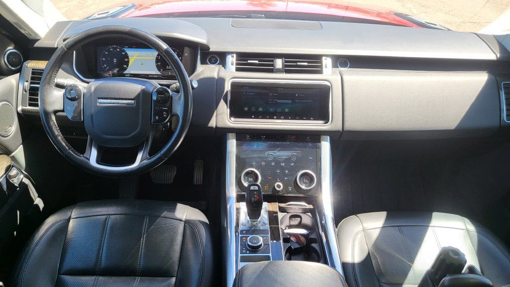 Used 2019 Land Rover Range Rover Sport HSE AWD/4WD image 32