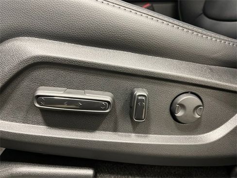 New 2026 Honda Pilot Touring image 3