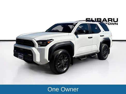 Used 2025 Toyota 4Runner SR5 image 3