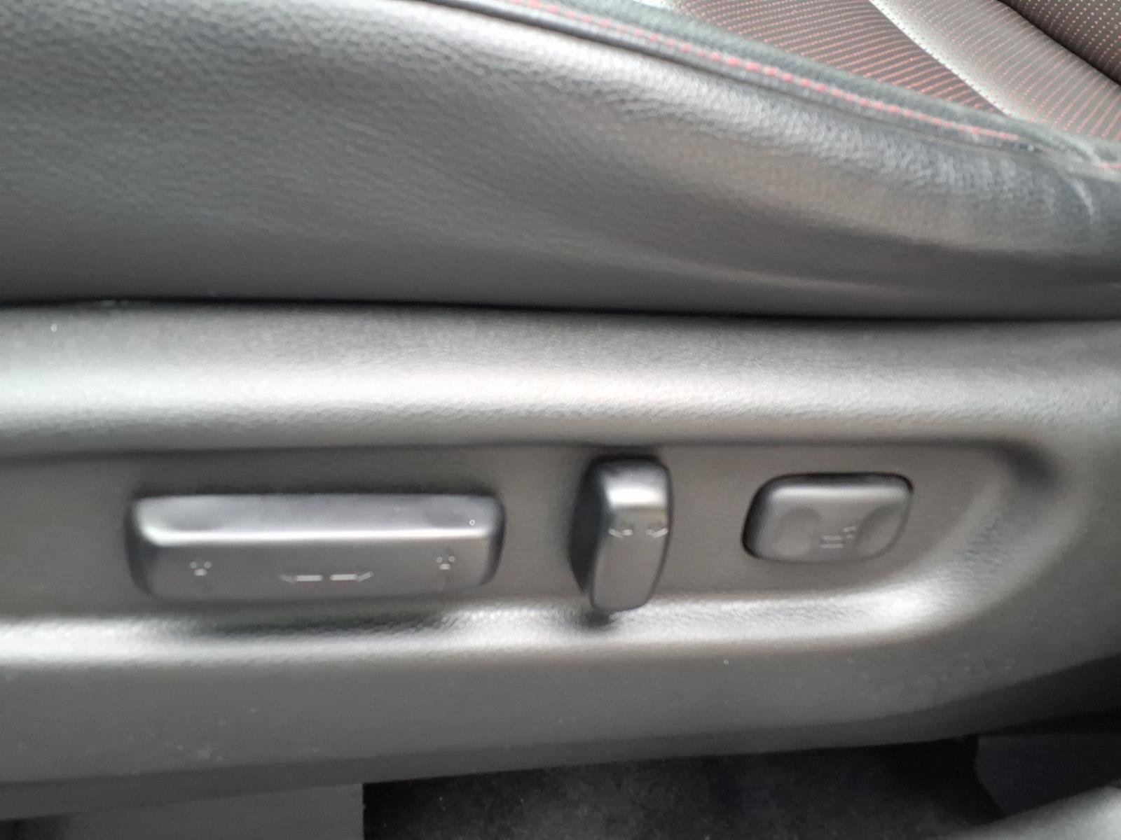 Used 2022 Honda Ridgeline Black Edition image 13