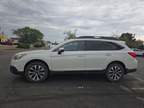 Used 2015 Subaru Outback 2.5i Limited w/ Popular Package #4 AWD/4WD image 4