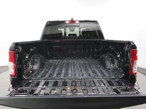 Used 2019 RAM 1500 Big Horn AWD/4WD image 16