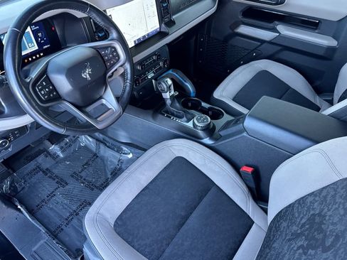 Certified 2022 Ford Bronco Wildtrak image 11