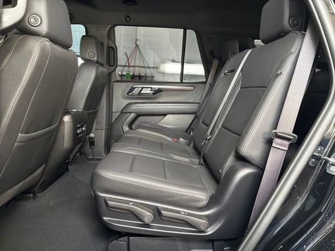 Used 2025 Chevrolet Tahoe LT AWD/4WD image 28