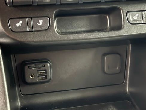 Used 2022 Chevrolet Colorado ZR2 AWD/4WD image 32