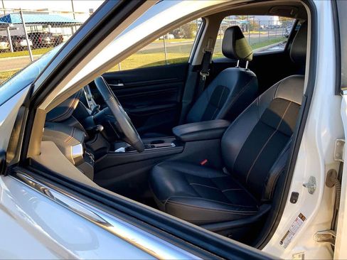 Used 2022 Nissan Altima 2.5 SR image 7