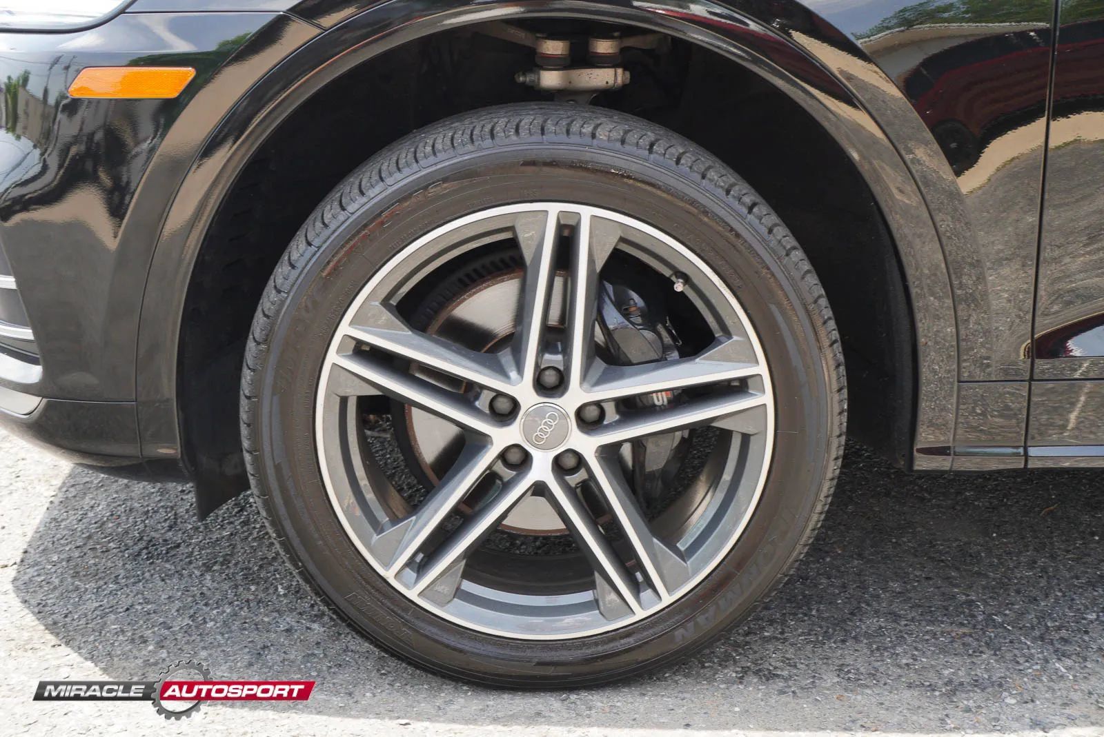 Used 2018 Audi SQ5 Premium Plus w/ Navigation Package AWD/4WD image 13