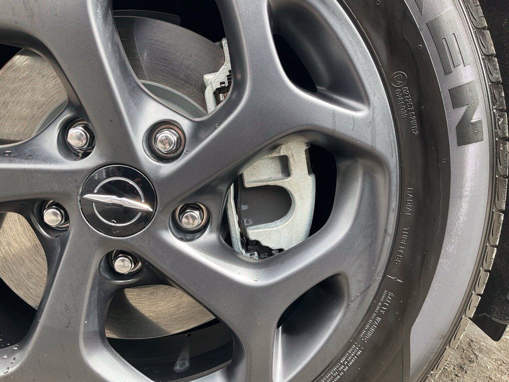 Used 2023 Chrysler Pacifica Limited w/ S Appearance Package FWD image 77