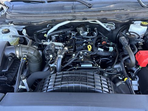 Used 2020 Ford Ranger XL w/ Equipment Group 101A Mid image 11