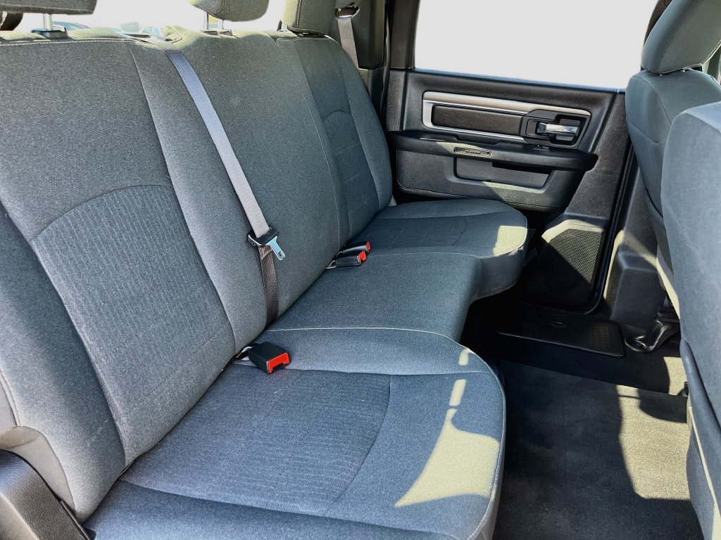 Used 2022 RAM 1500 Warlock AWD/4WD image 25
