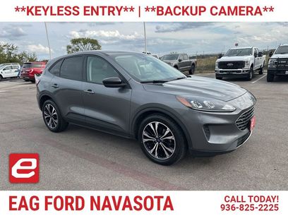 Used 2022 Ford Escape SE w/ SE Sport Appearance Package