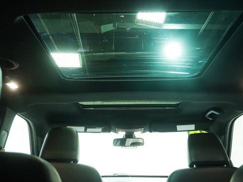 Used 2019 Ford Explorer Limited w/ Ford Safe & Smart Package AWD/4WD image 10