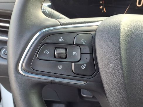 Used 2024 Buick Envista Preferred w/ Convenience I Package image 11