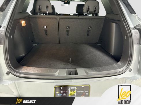 Used 2025 Chevrolet TrailBlazer RS w/ Convenience Package AWD/4WD image 29