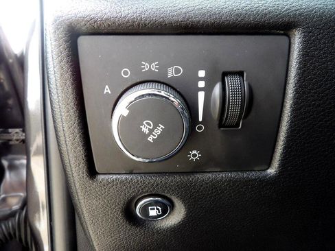 Used 2016 Jeep Grand Cherokee Limited image 52