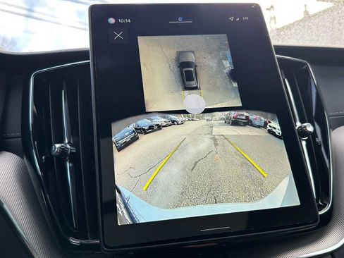 New 2026 Volvo XC60 B5 Ultra w/ Climate Package image 25