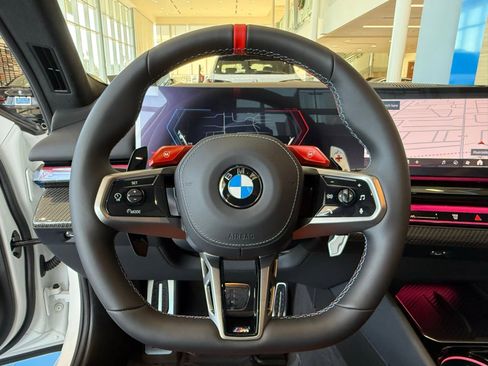 New 2026 BMW M5 Touring image 18