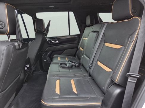 Used 2023 GMC Yukon AT4 w/ AT4 Premium Package AWD/4WD image 21