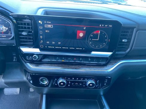 Used 2023 GMC Sierra 1500 Elevation w/ X31 Off-Road Package image 11