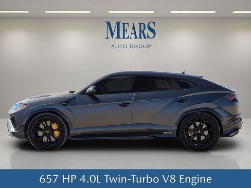 Used 2024 Lamborghini Urus Performante image 3