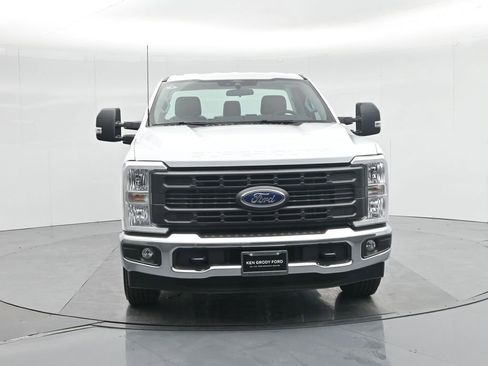 New 2026 Ford F250 XL w/ XL Chrome Package image 54